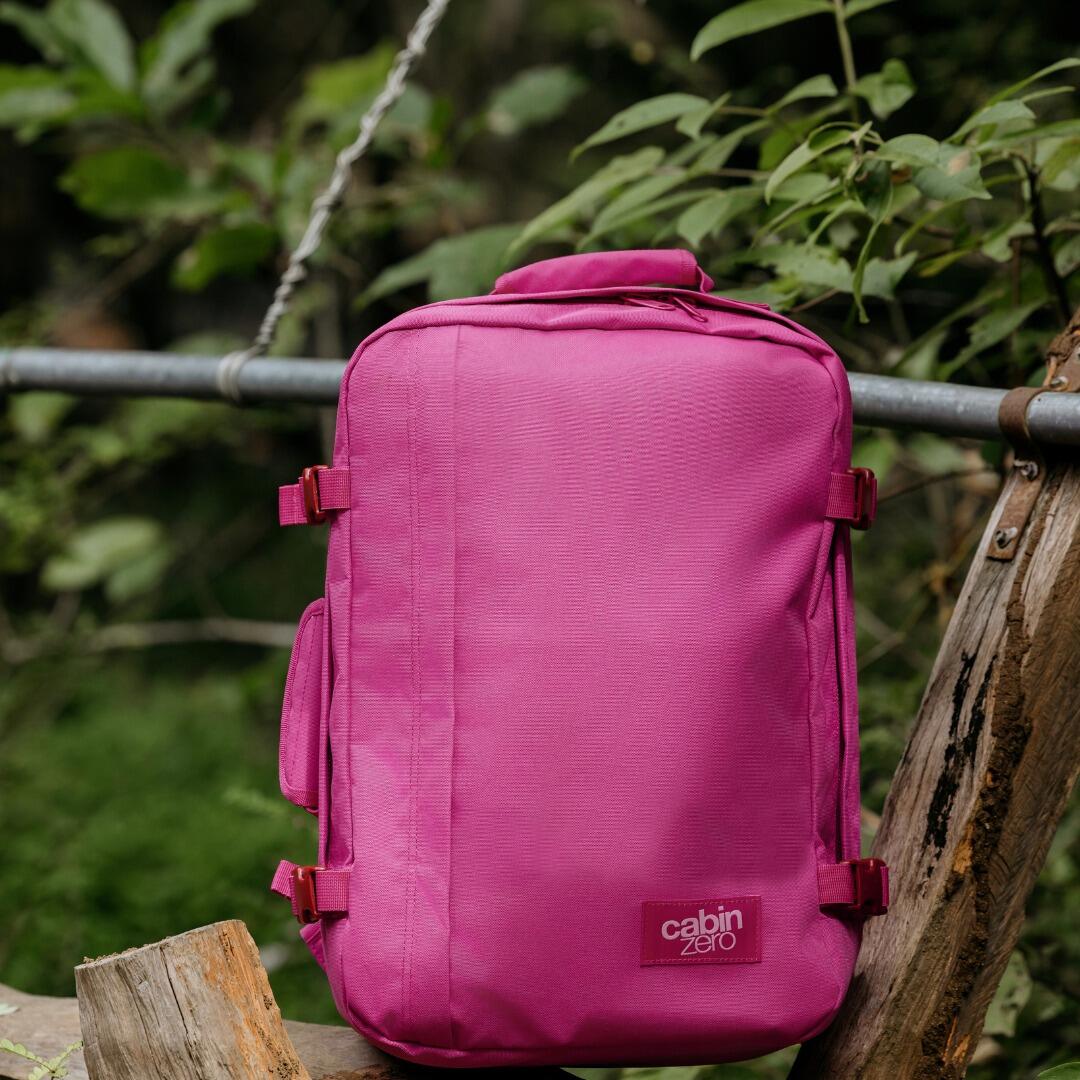 Plecak podróżny CabinZero Classic 36 L - lovestruck pink 5/7