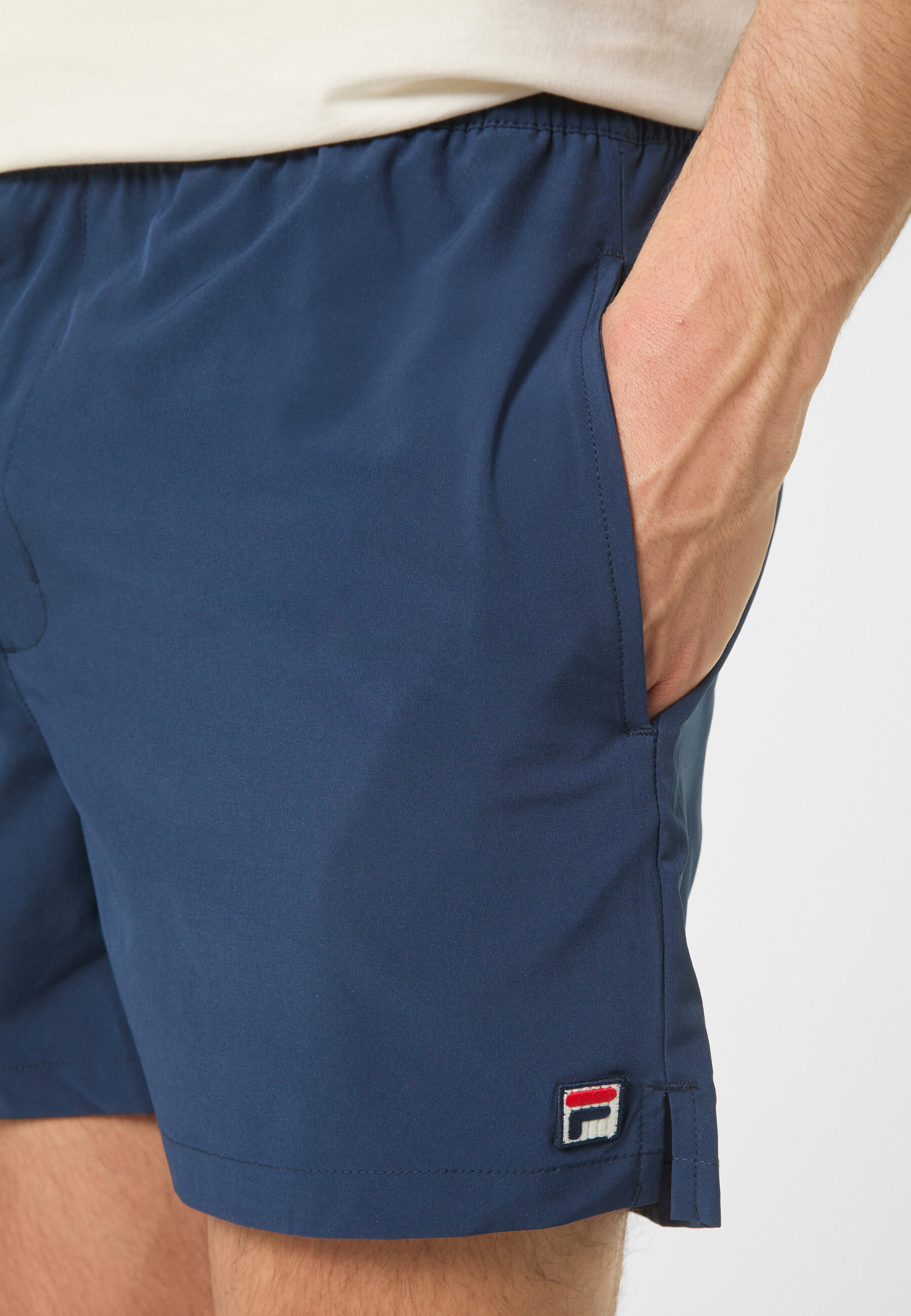 FILA Apparel CAPRIGLIA Regular Short Badeshorts 4/7