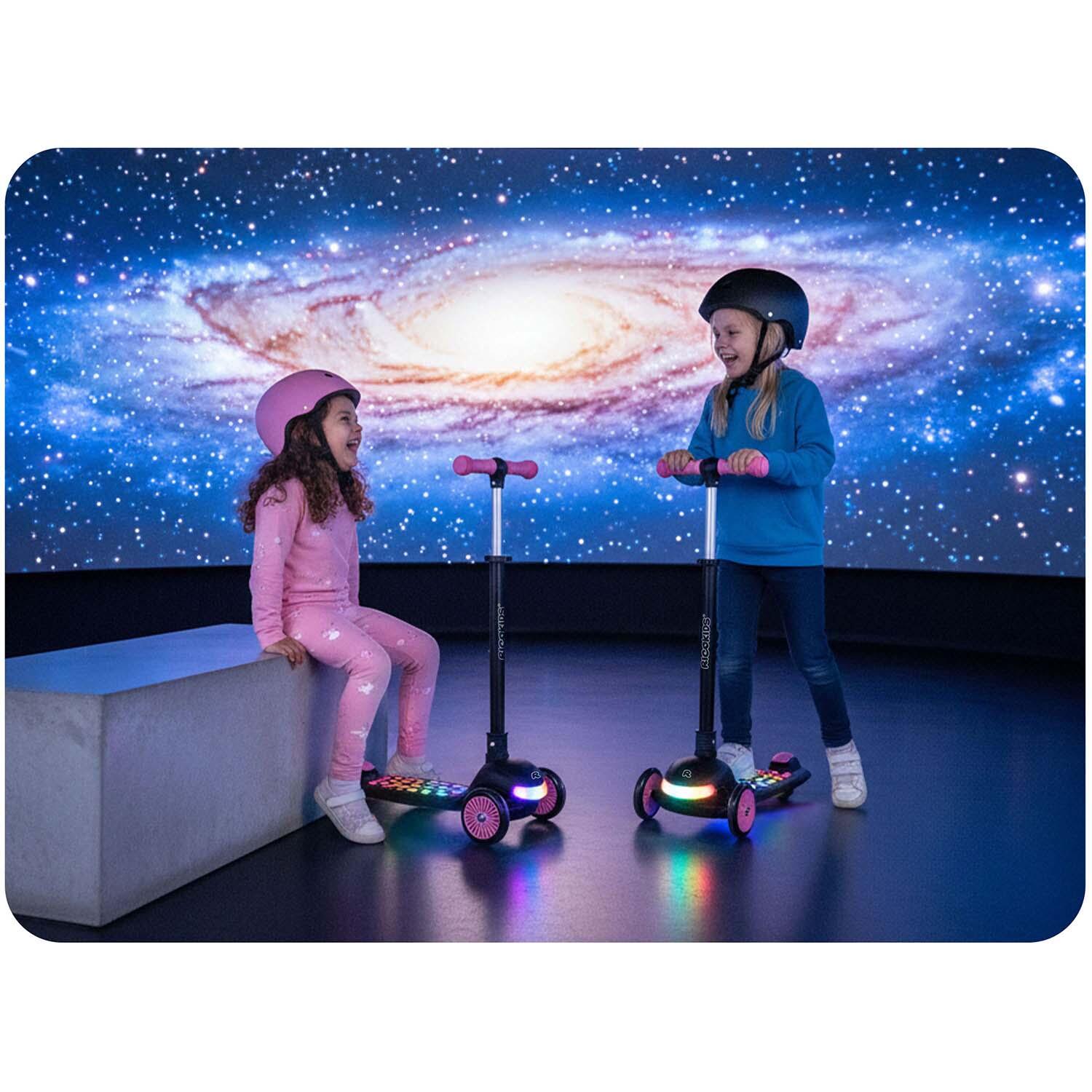 Hulajnoga trójkołowa dla dzieci balansowa LED Ricokids Glowi - czarno-różowa 3/7