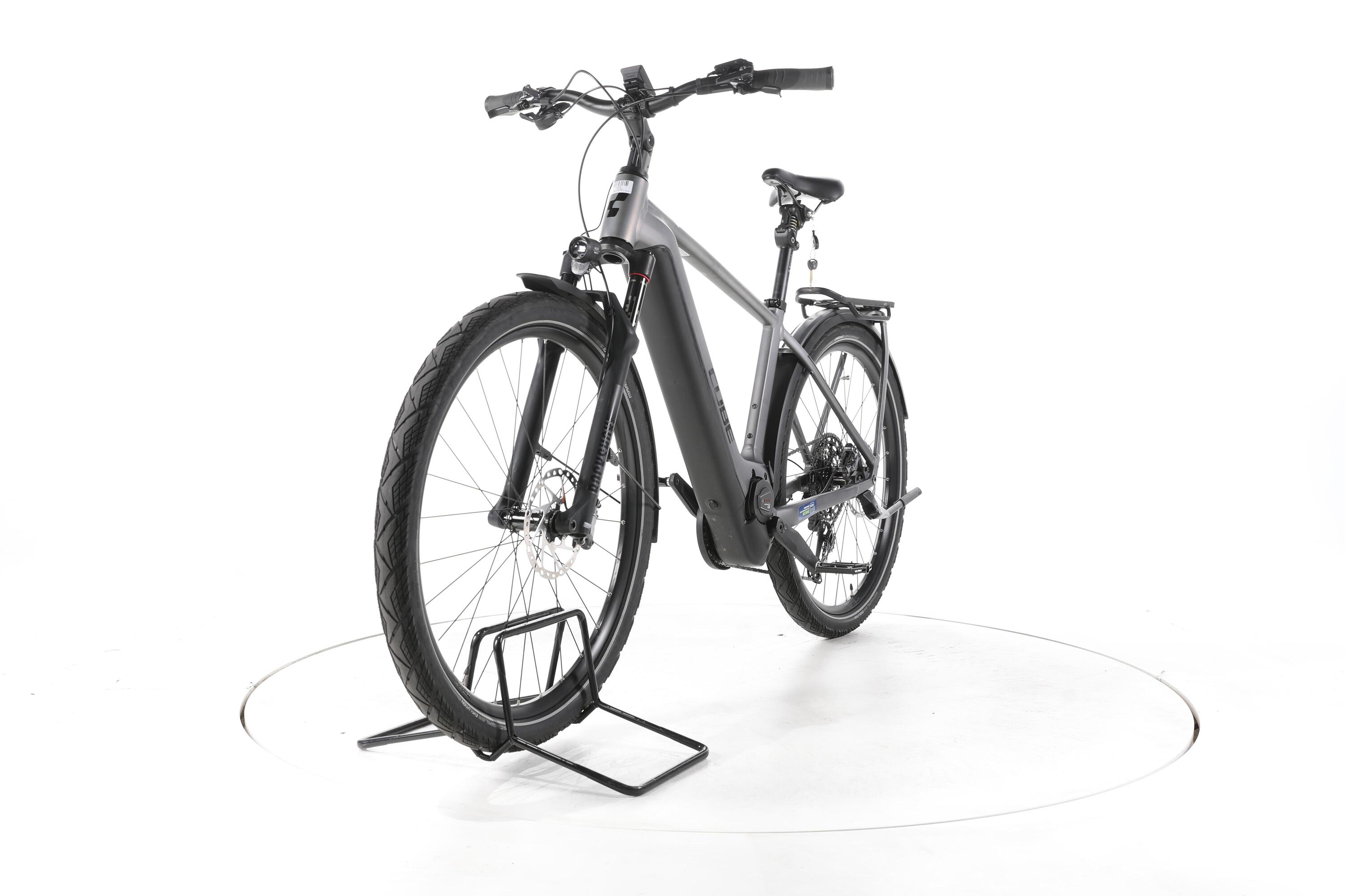 Segunda vida - Cube Kathmandu Hybrid SLT Trekking E-Bike - Em muito bom estado. 4/7