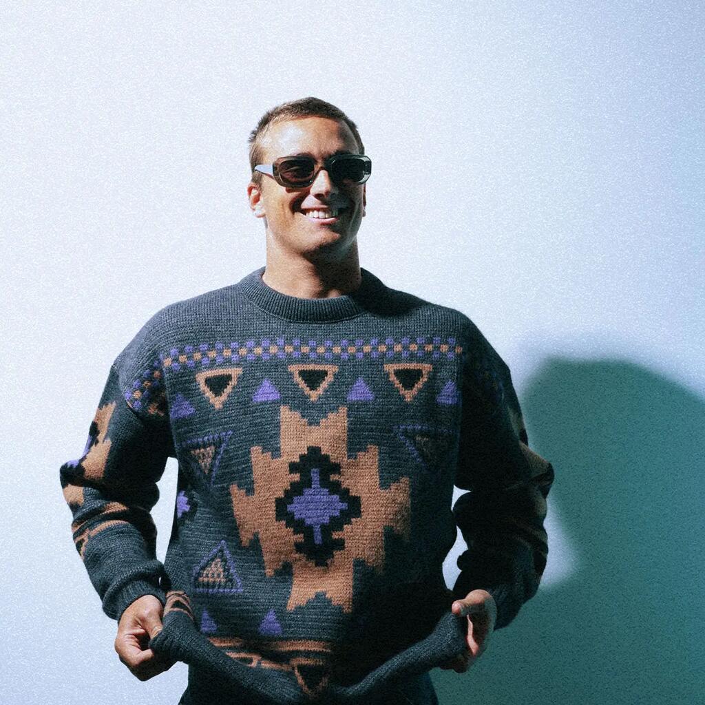 Sweater POHONO1