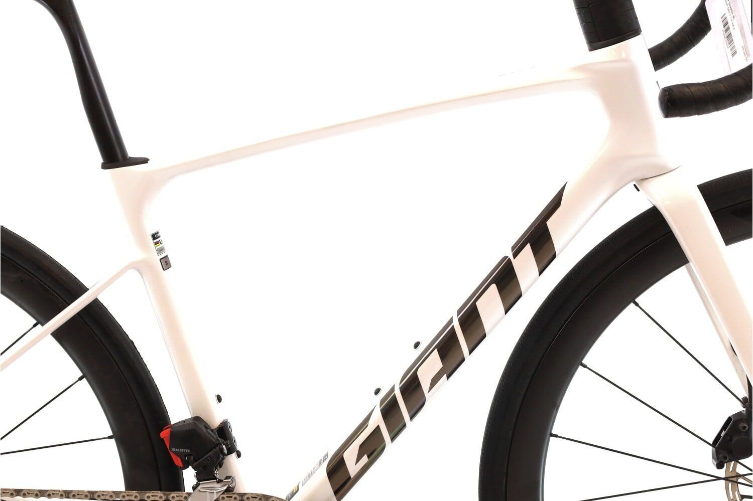 Segunda Vida · Bici estrada ·  Defy Advanced Pro 1 AXS 12V · Bom estado 2/8