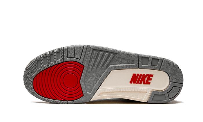 Sportschoenen Air Jordan 3 Retro White Cement Reimagined 3/3