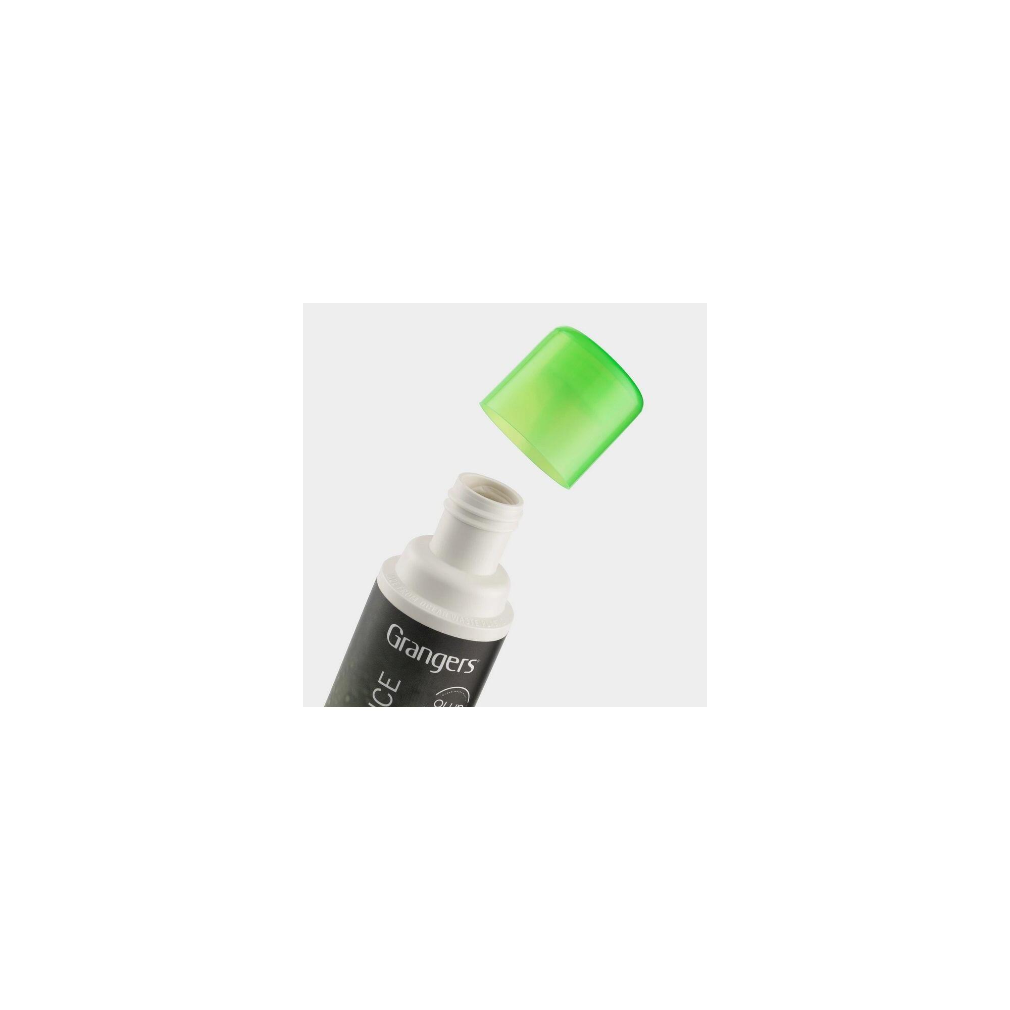 Lichid spălare îmbrăcăminte Performance Wash Concentrate 300ml