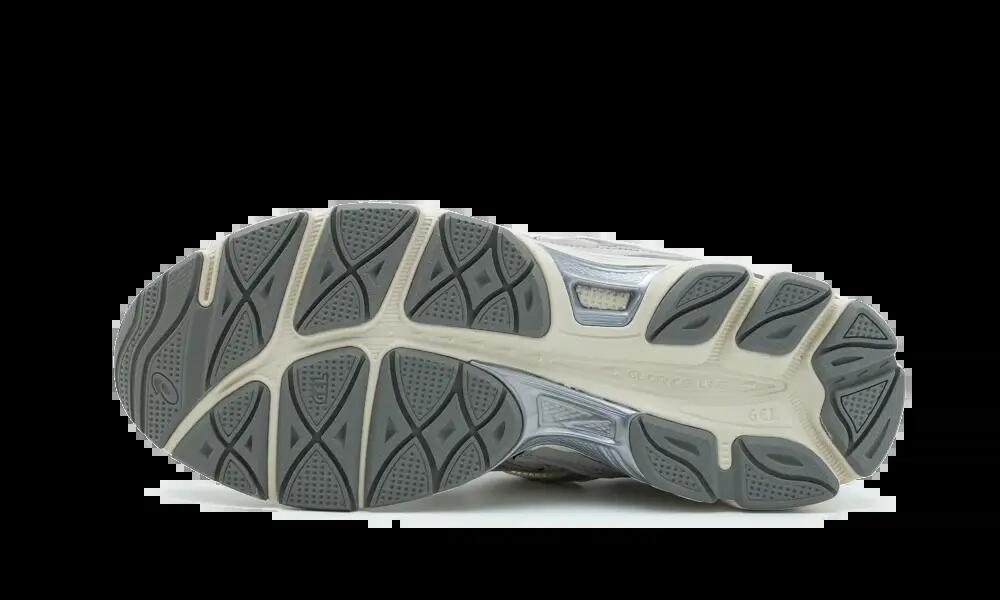 Schoenen Asics Heren Grijze Comfort Sneakers 2/3