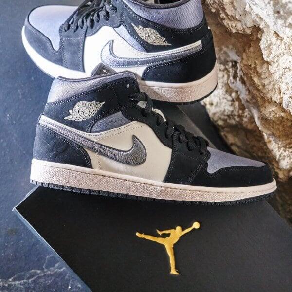 Zapatillas Air Jordan 1 Mid Satin Grey Toe 5/6