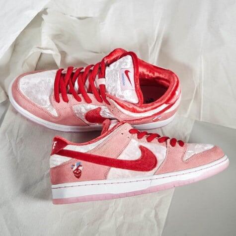 Scarpe - Skate - Unisex - SB Dunk Low - rosa/rosso/bianco 5/6