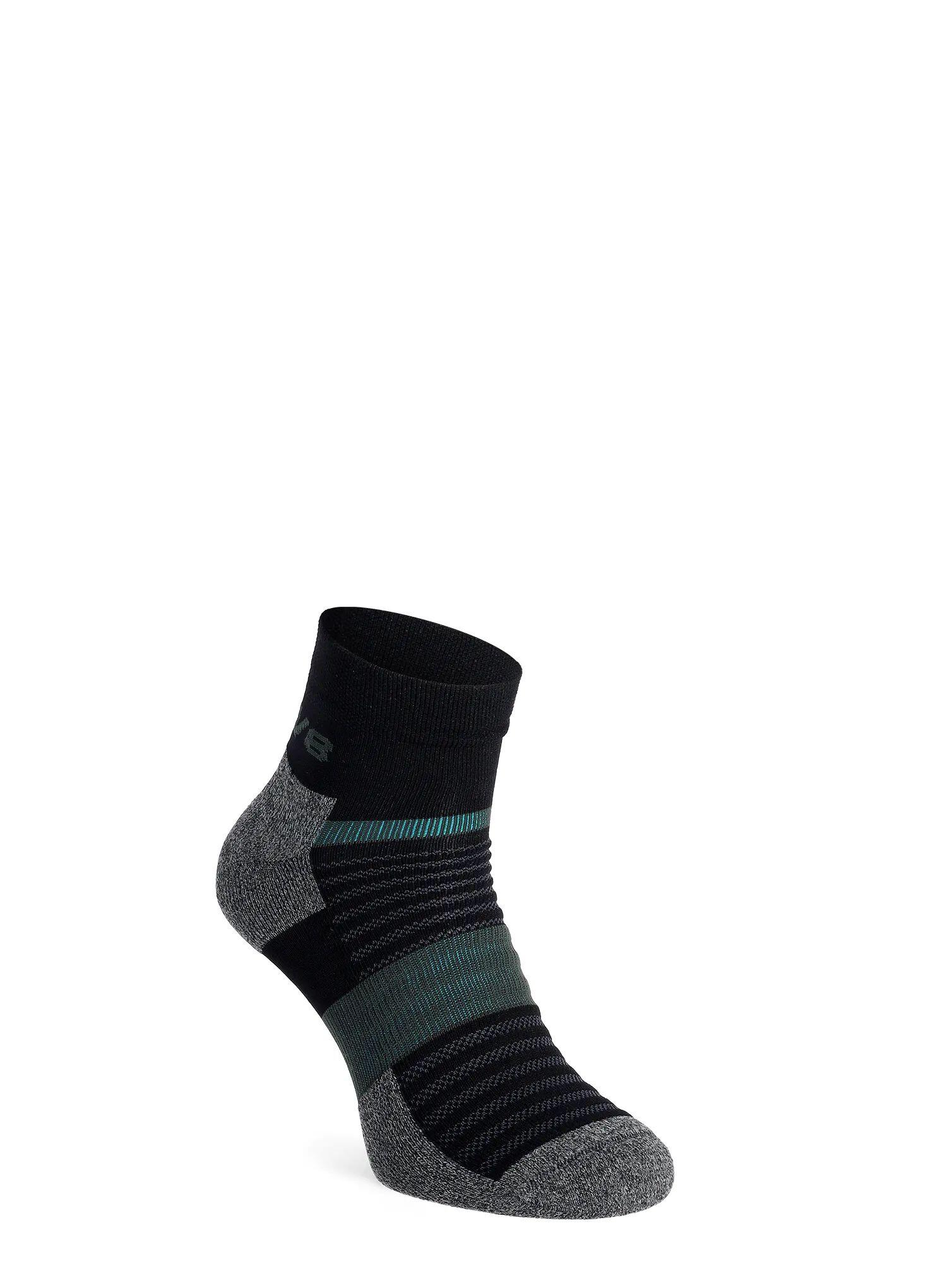 INOV-8 picture