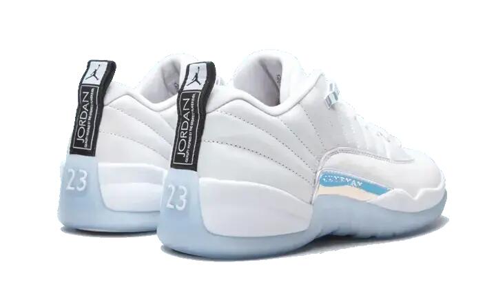 Sportschoenen Air Jordan 12 Retro Low Easter (2021) 3/4