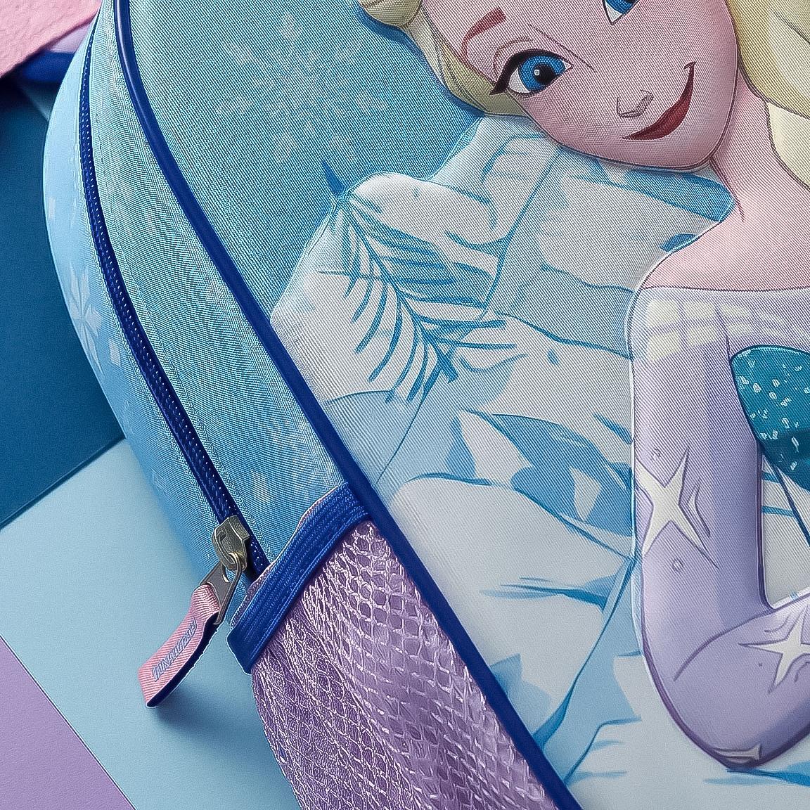Mochila infantil Frozen 3D com rodinhas, em poliéster, azul. 6/6