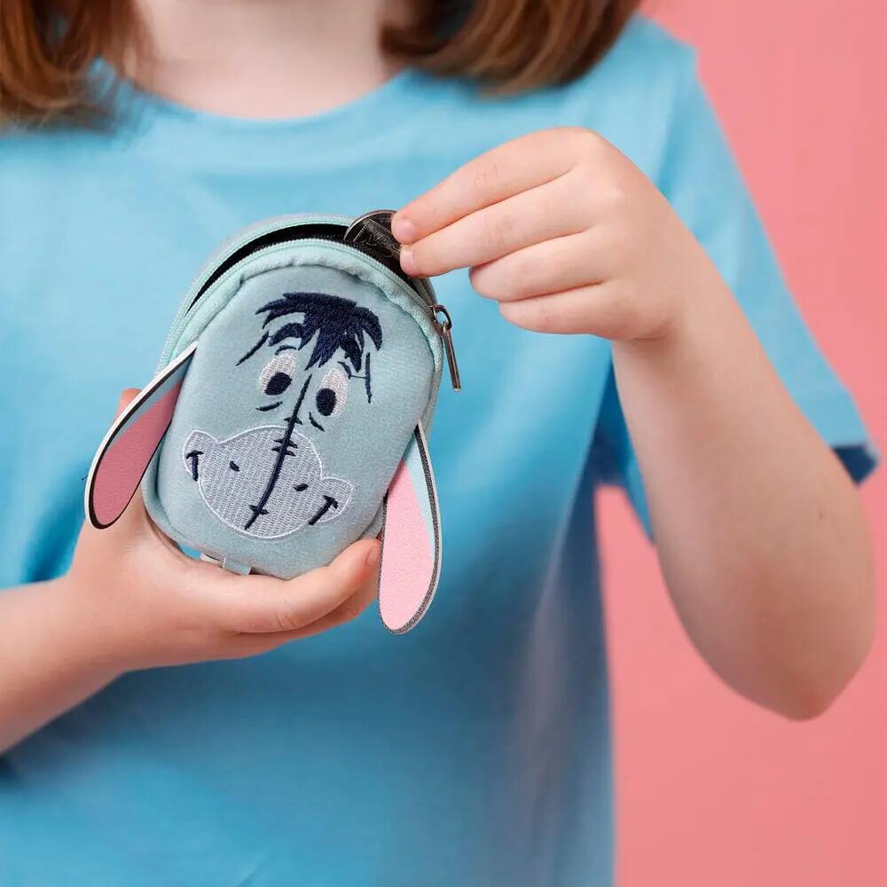 Mochila infantil mini do Ursinho Pooh, modelo Bisonho, com chaveiro e zíper azul 3/3