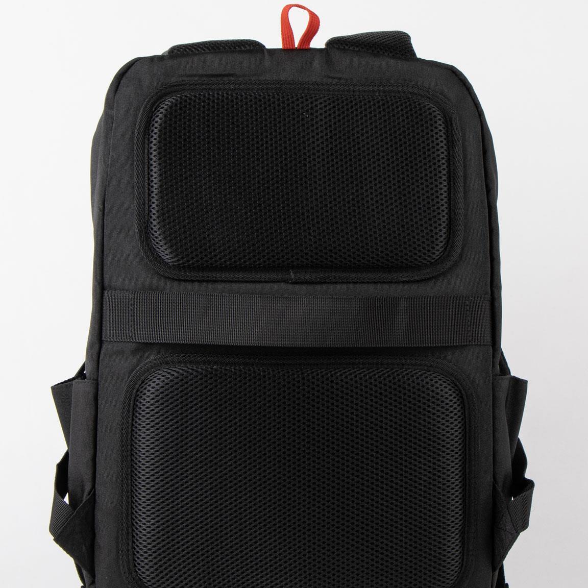 Mochila casual Star Wars para adultos em poliéster com alças ajustáveis, preta. 4/7