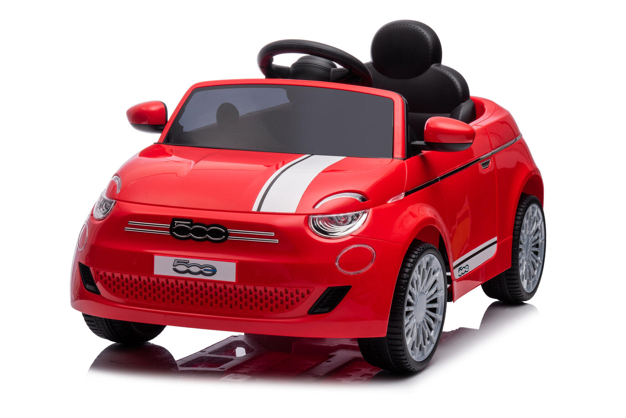 Licensed Fiat 500 (2015) in Red color (3-8 years) 3/7