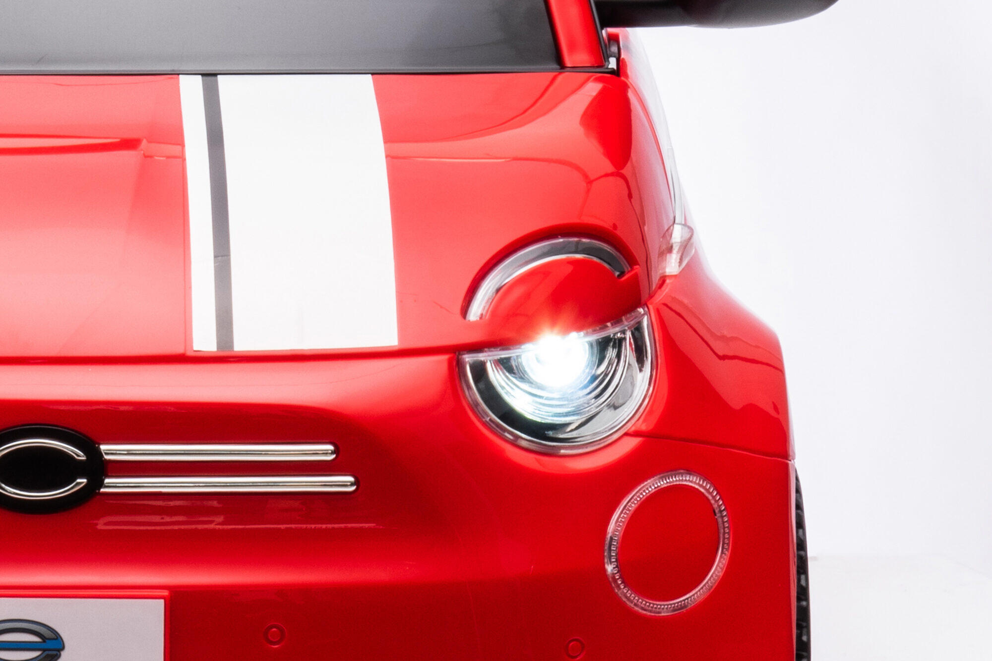 Licensed Fiat 500 (2015) in Red color (3-8 years) 7/7