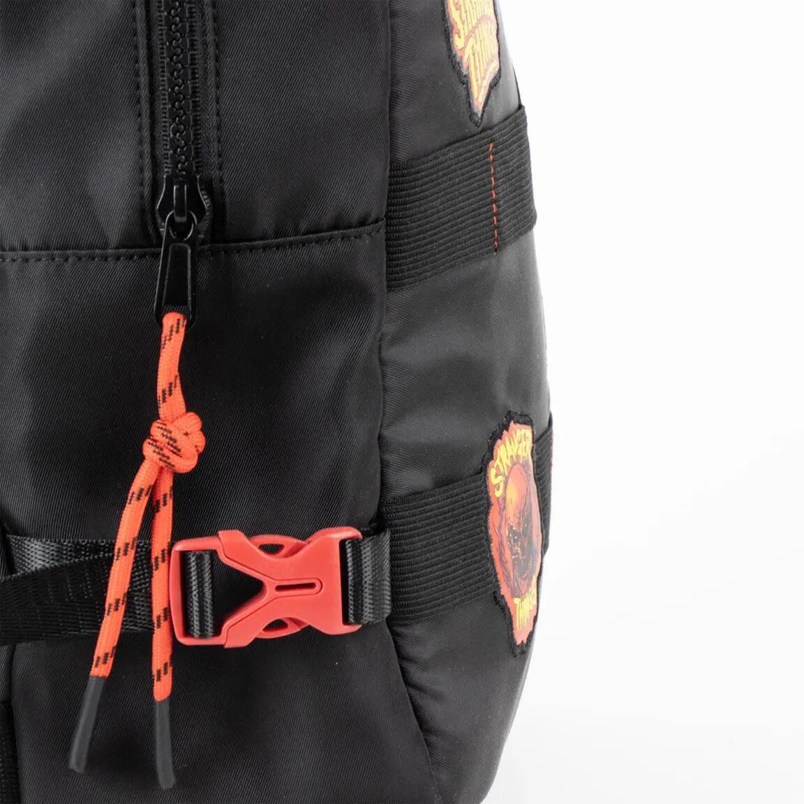 Sac à dos technique décontracté pour adulte Stranger Things en polyester avec 4/7