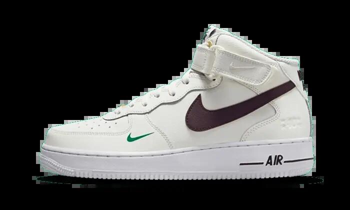 NIKE picture