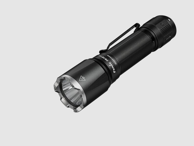 Torcia Tattica Fenix TK16 V2.0 Potente 3100 Lumen 2/3