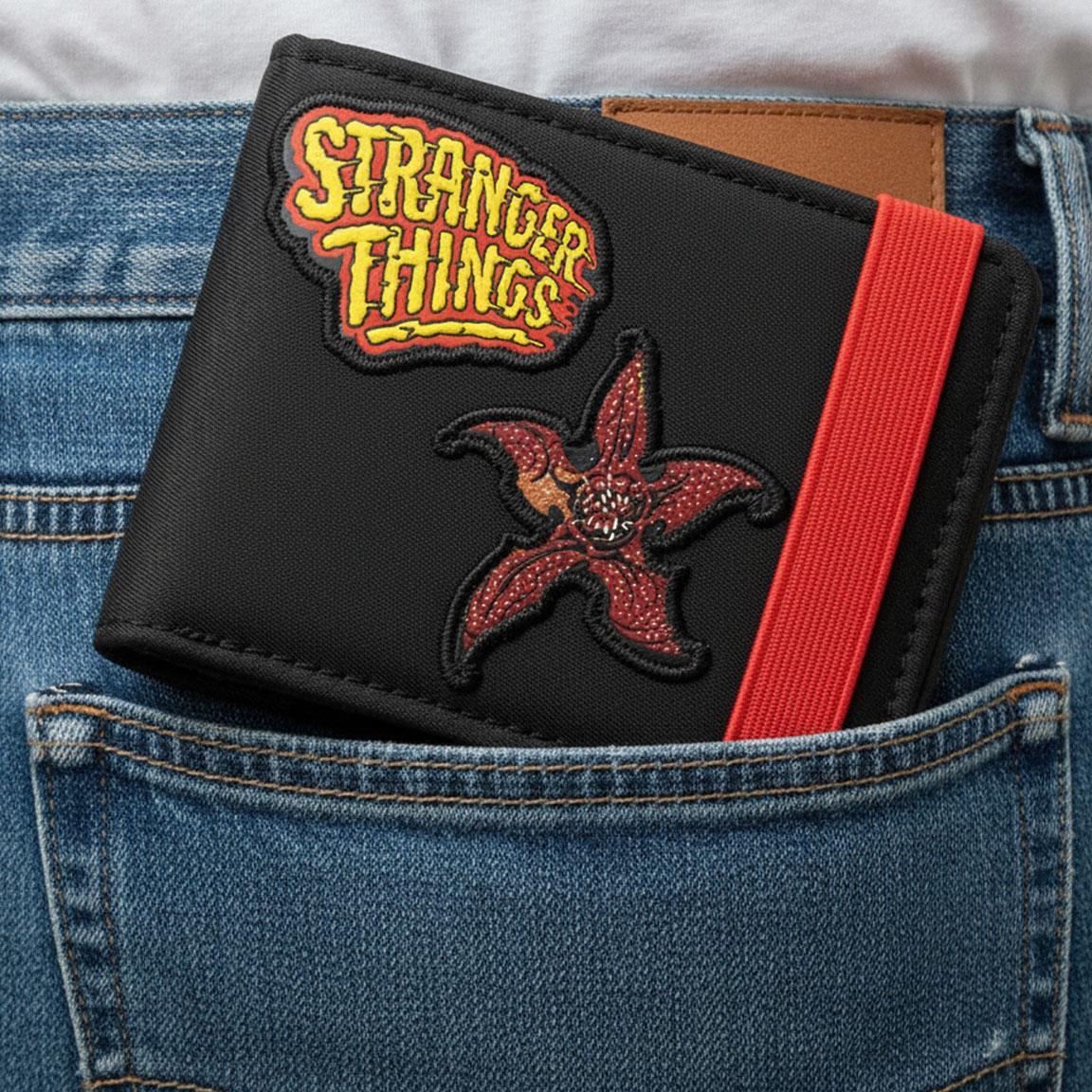 Carteira Stranger Things para adultos em couro sintético com fecho elástico e 6/7