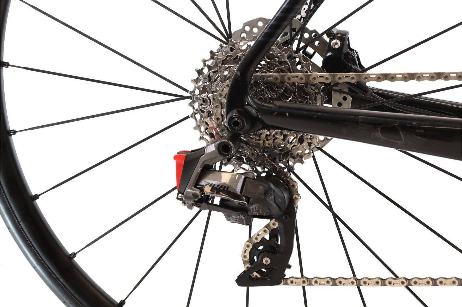 Segunda Vida · Bicicleta estrada · Cervelo Caledonia AXS 12V · Bom estado 3/8