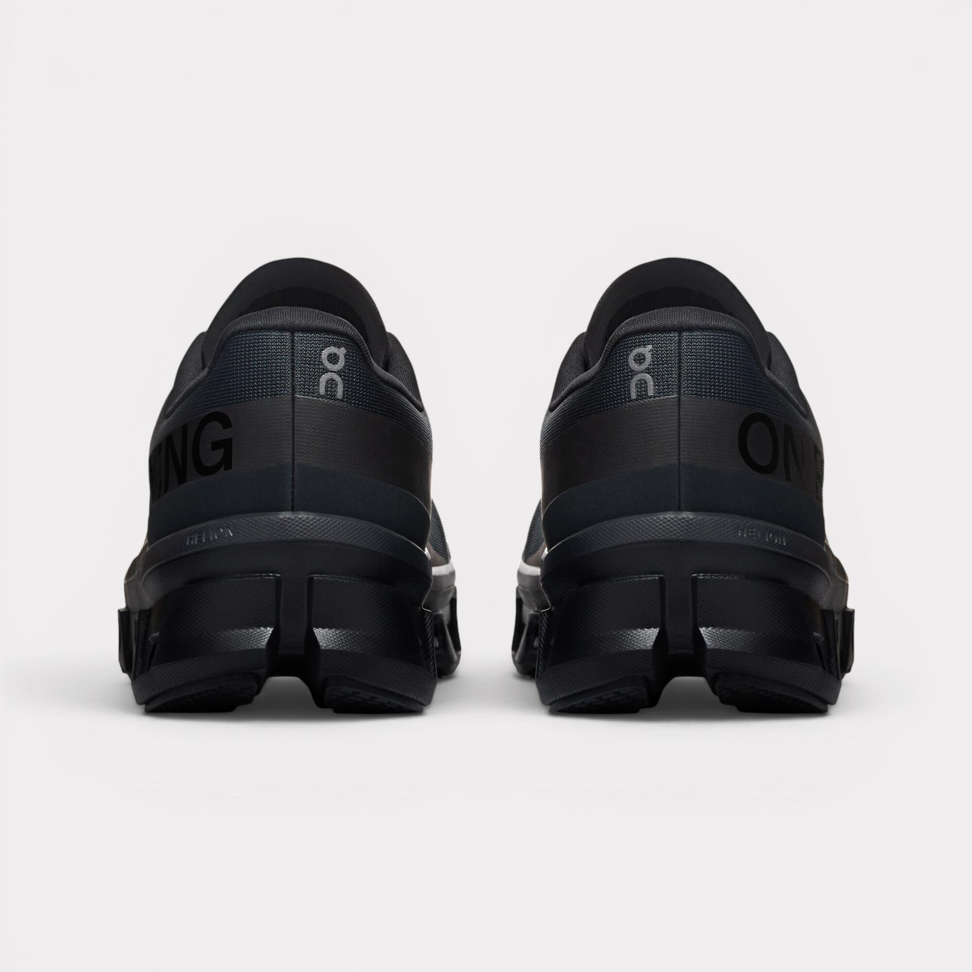 On Cloudmonster Black 4/6