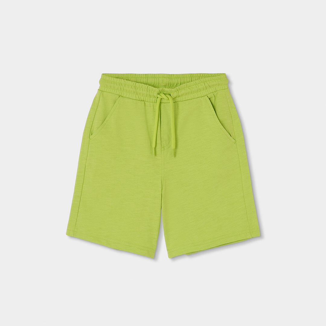 Conjunto de camiseta estampada y pantalón corto para niño 4/7