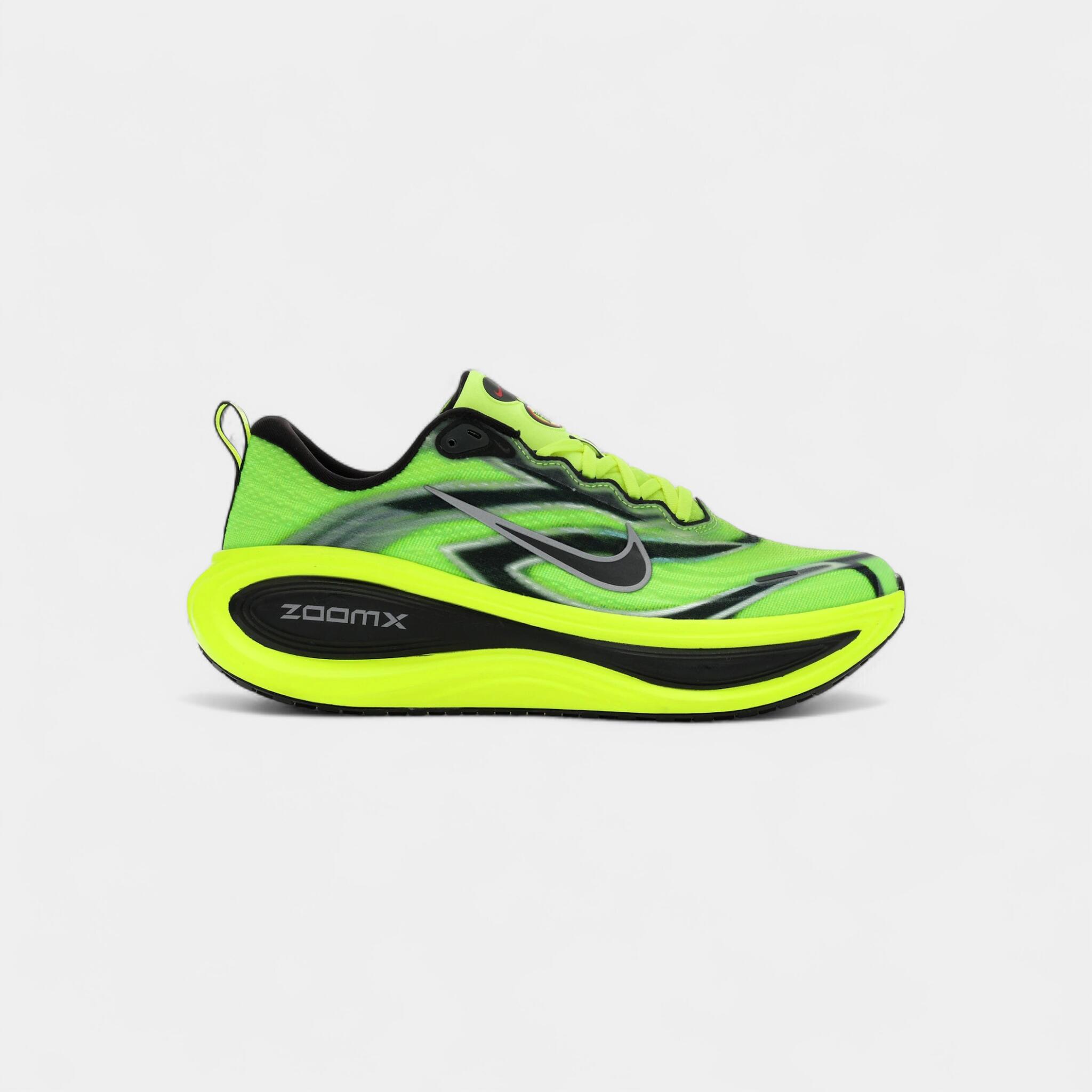 Nike Vomero Plus Ekiden Pack Volt 1/4