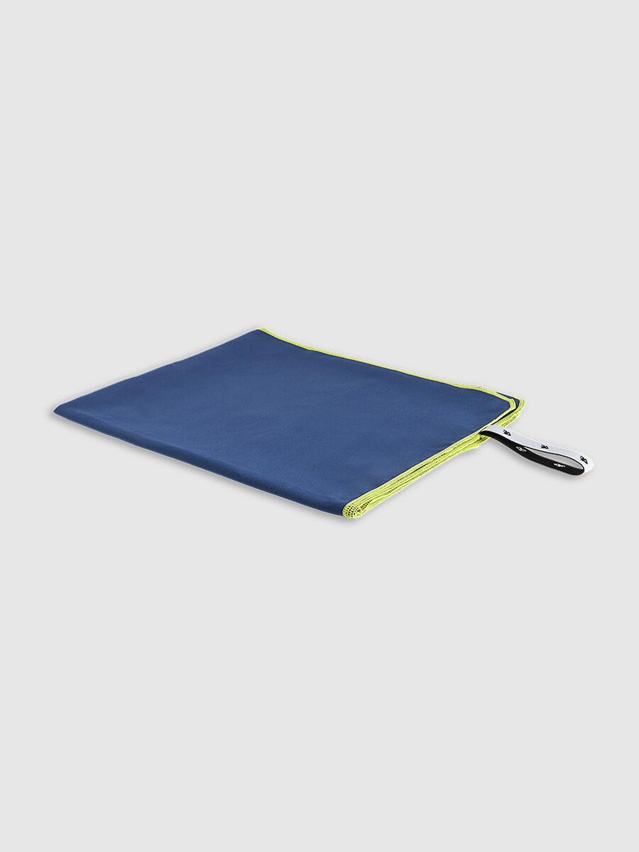 Toalla deportiva de microfibra de secado rápido de 80x130 cm. 2/3