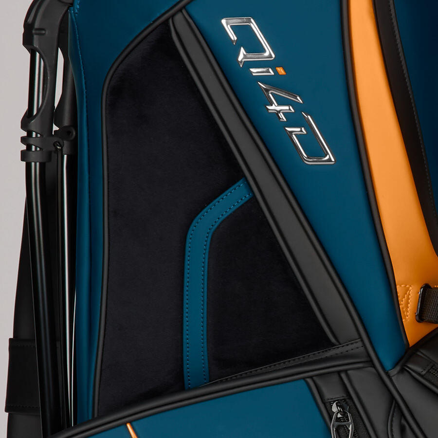 Qi4D Tour Standbag 3/4