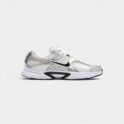 Nike v5 rnr white vast grey college grey black
