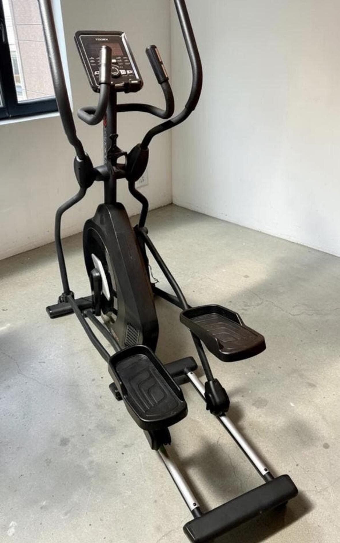 Entre Particuliers - Crosstrainer Toorx ERX500 avec iConsole 2/7