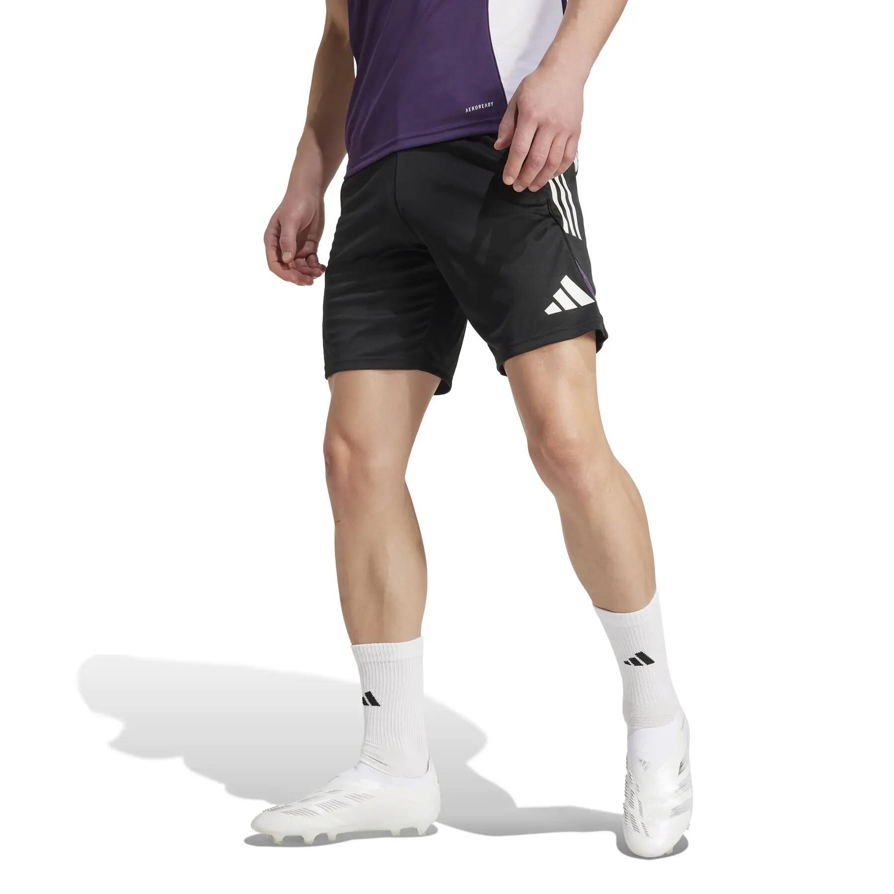 Manchester United trainingshort 2025/26 2/6