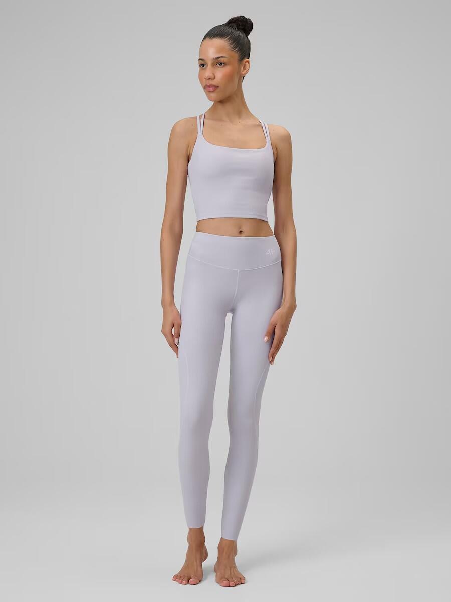 Top corto da yoga con reggiseno sportivo 3/7