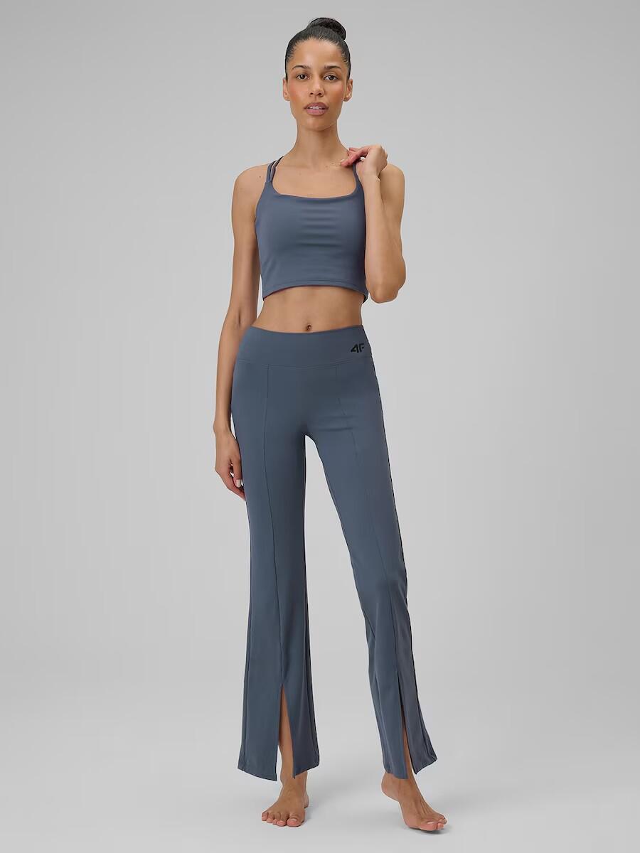 Haut court de yoga avec soutien-gorge de sport 3/7