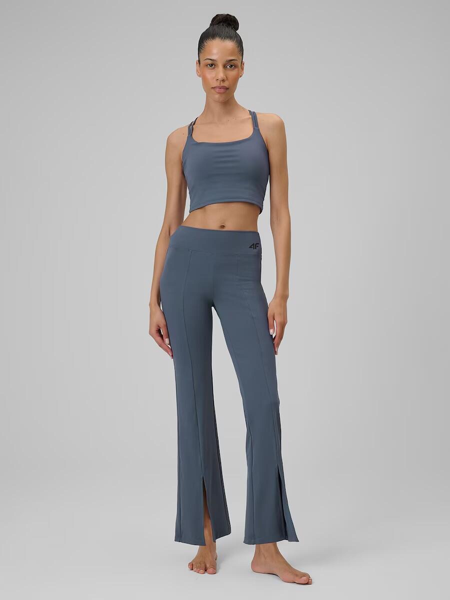 Haut court de yoga avec soutien-gorge de sport 2/7