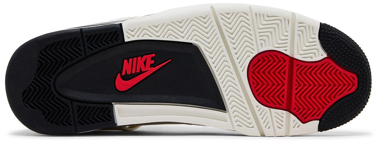 Jordan 4 Retro Flight Club (GS) 3/5