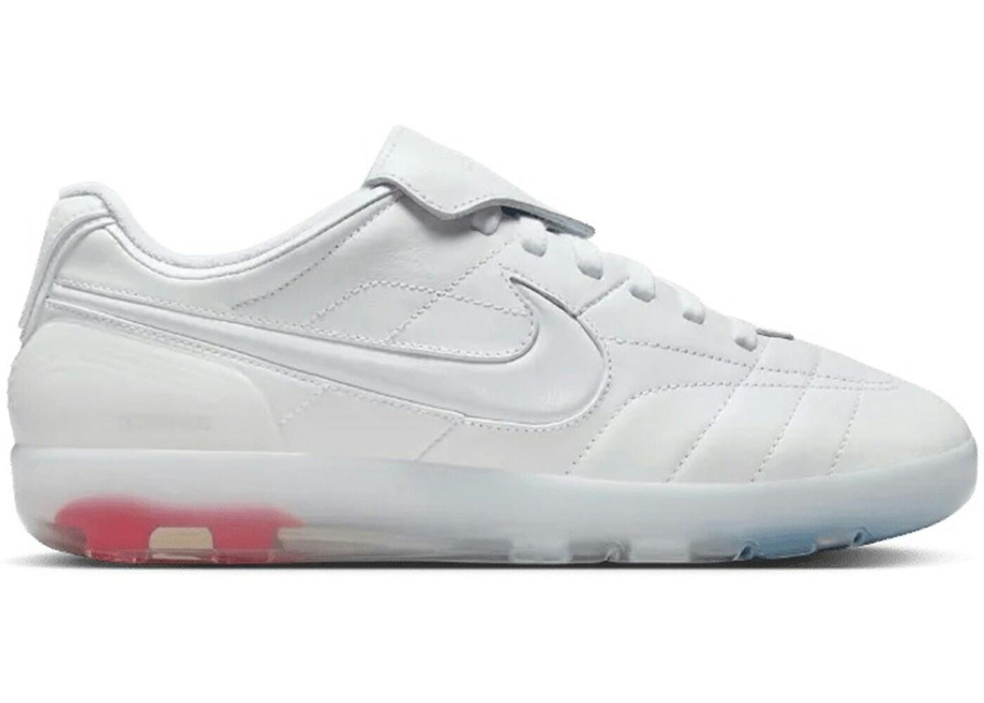 NIKE picture