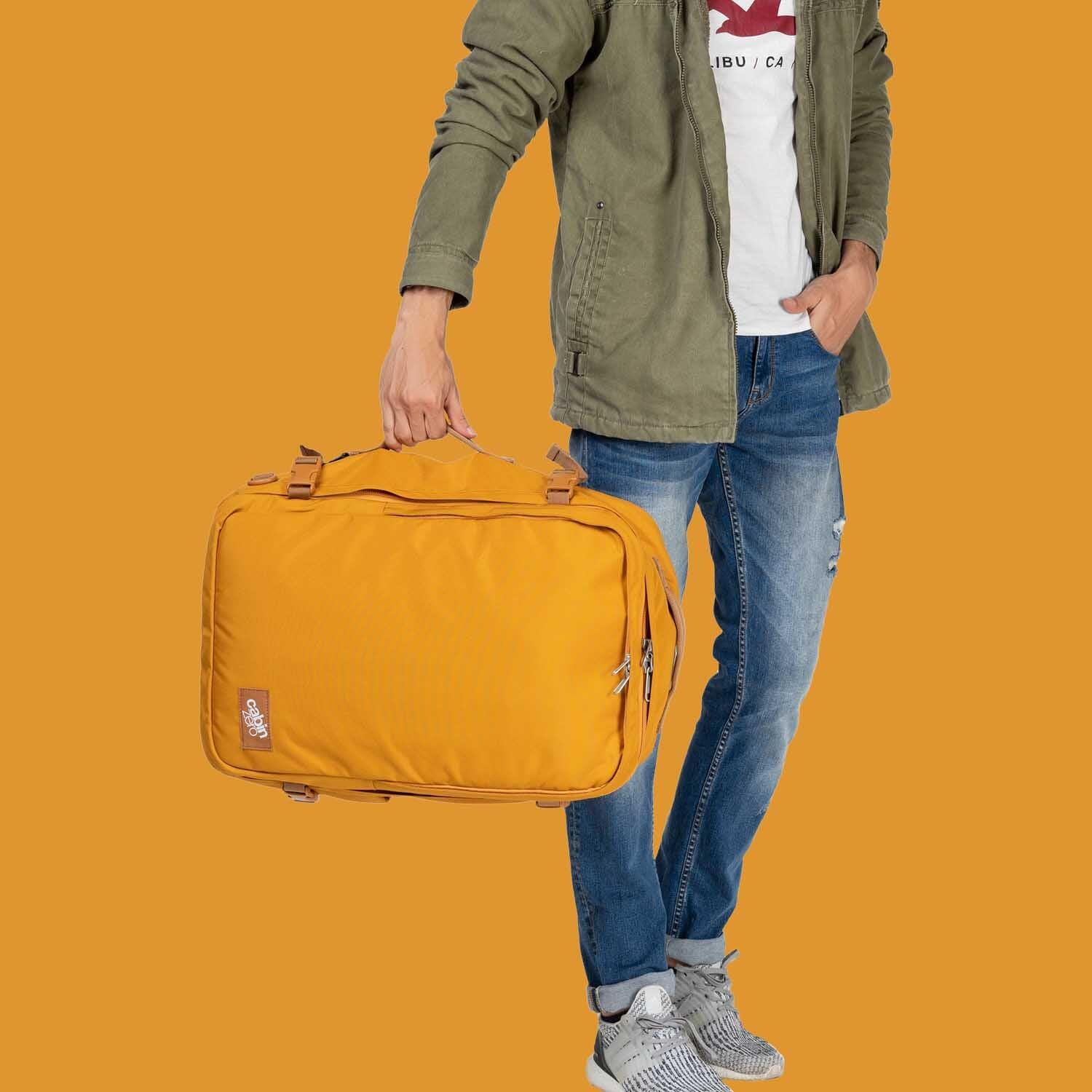 Cestovní batoh CabinZero Classic Pro 42L 5/9