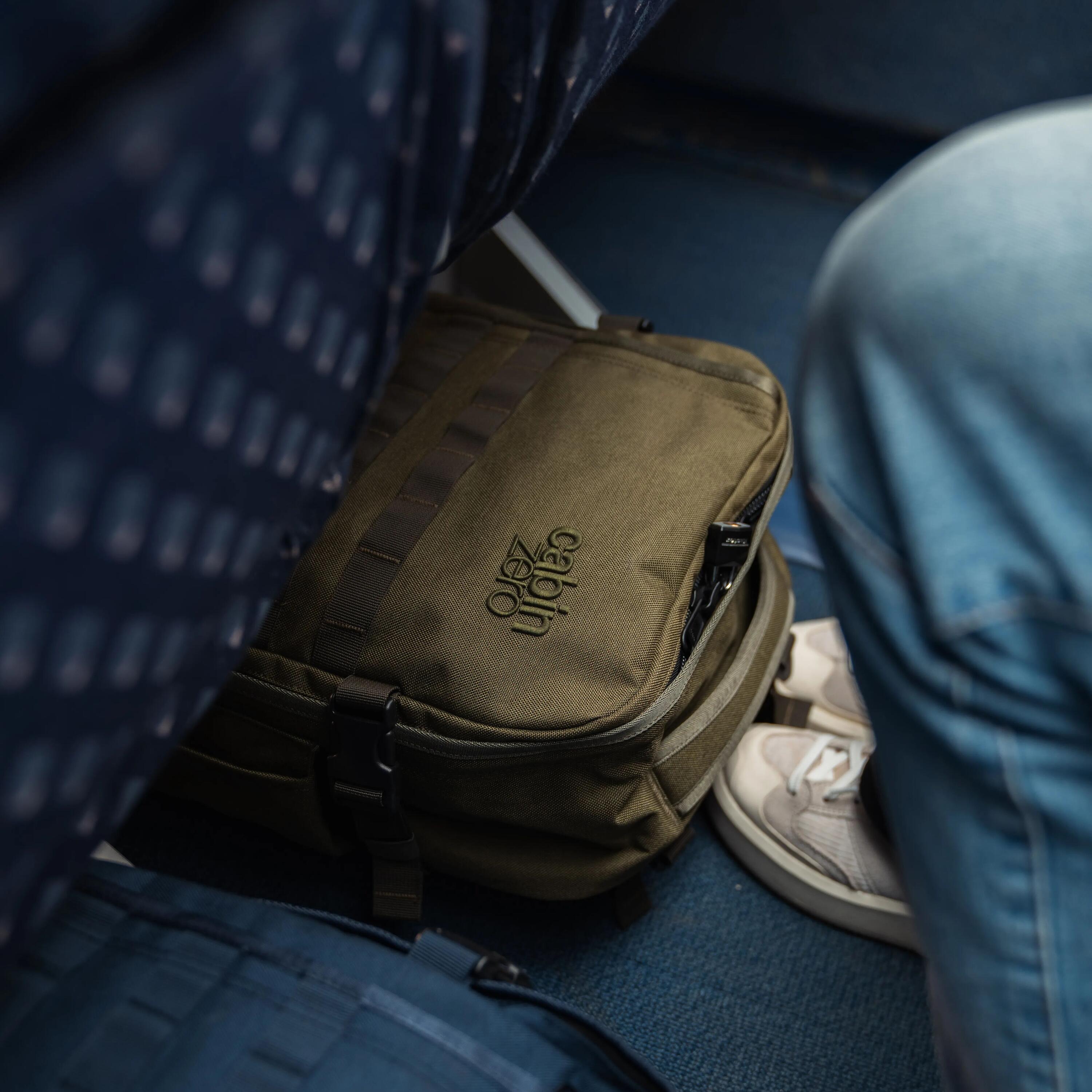 Plecak torba podręczna CabinZero Military 28 L CZ19 7/11
