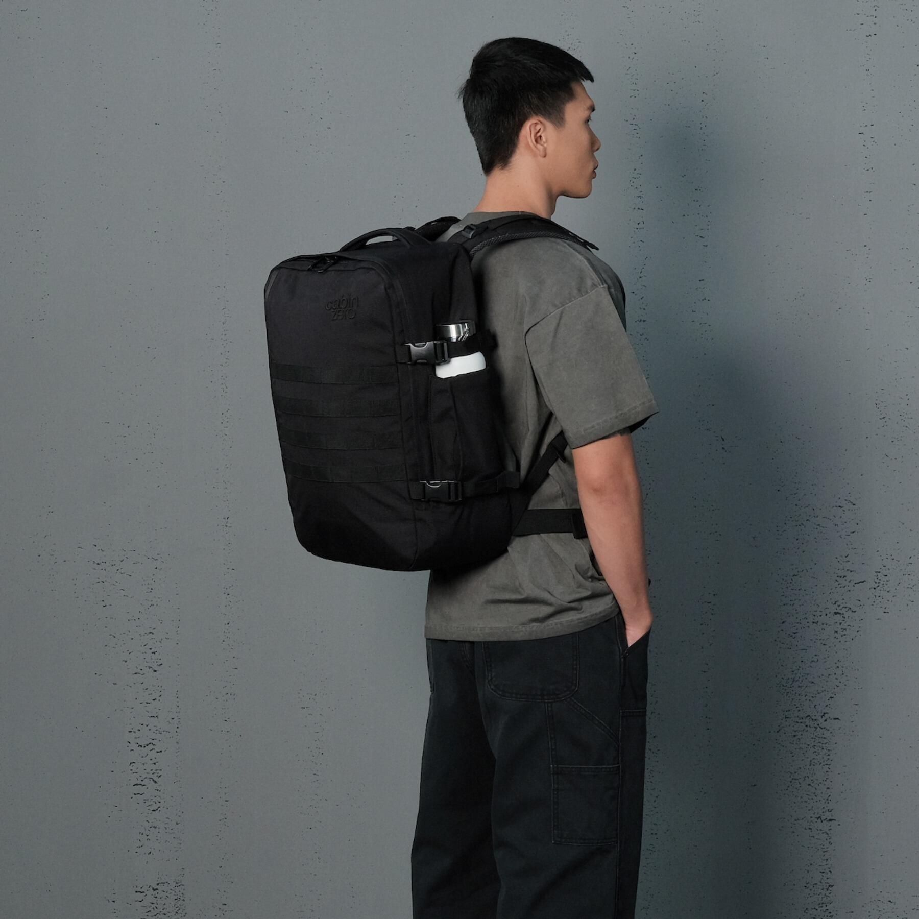 Plecak torba podręczna CabinZero Military 36 L CZ18 6/7