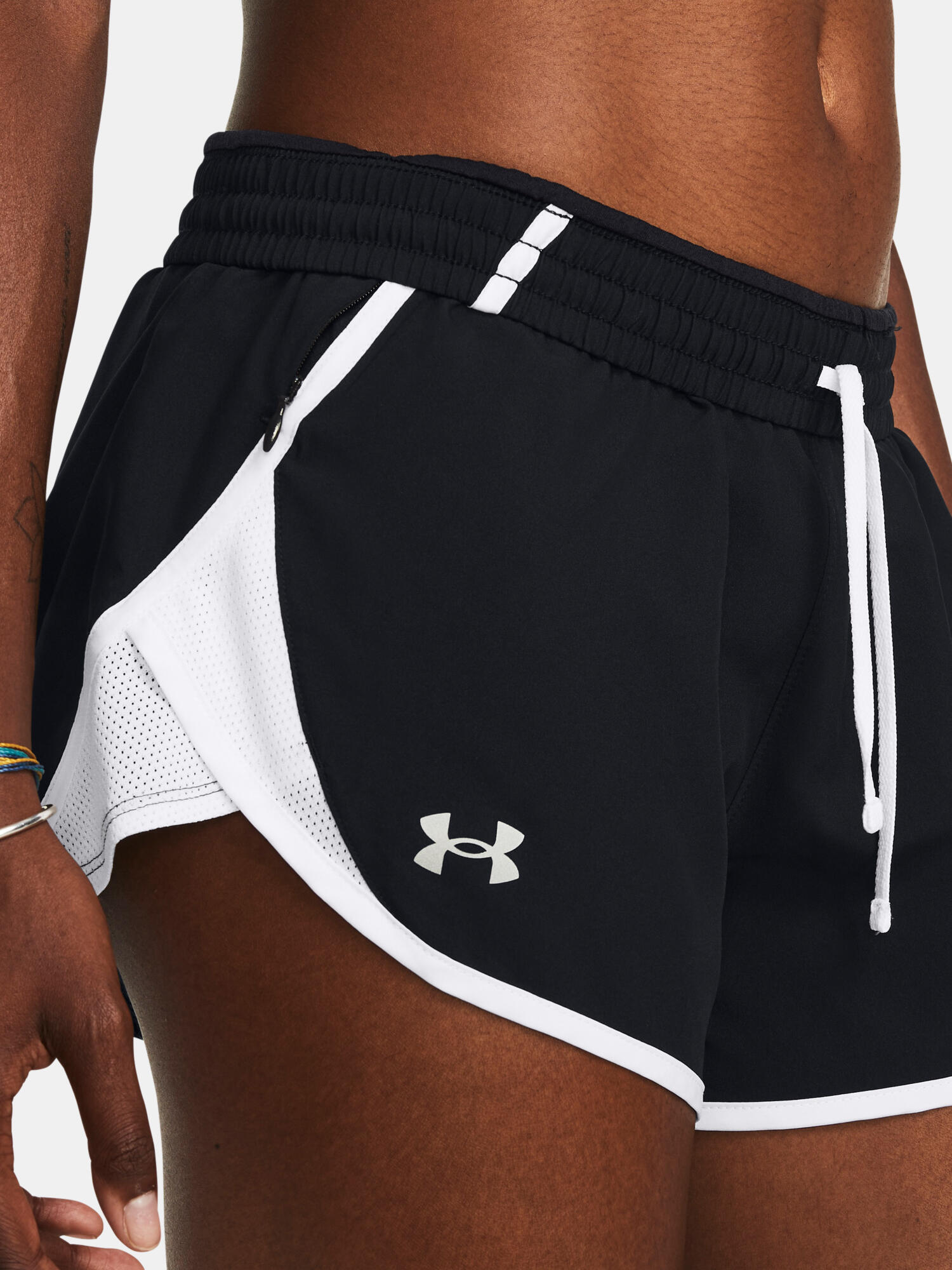 Kurze hose Under armour Modell 1382438-002 für frauen 5/6