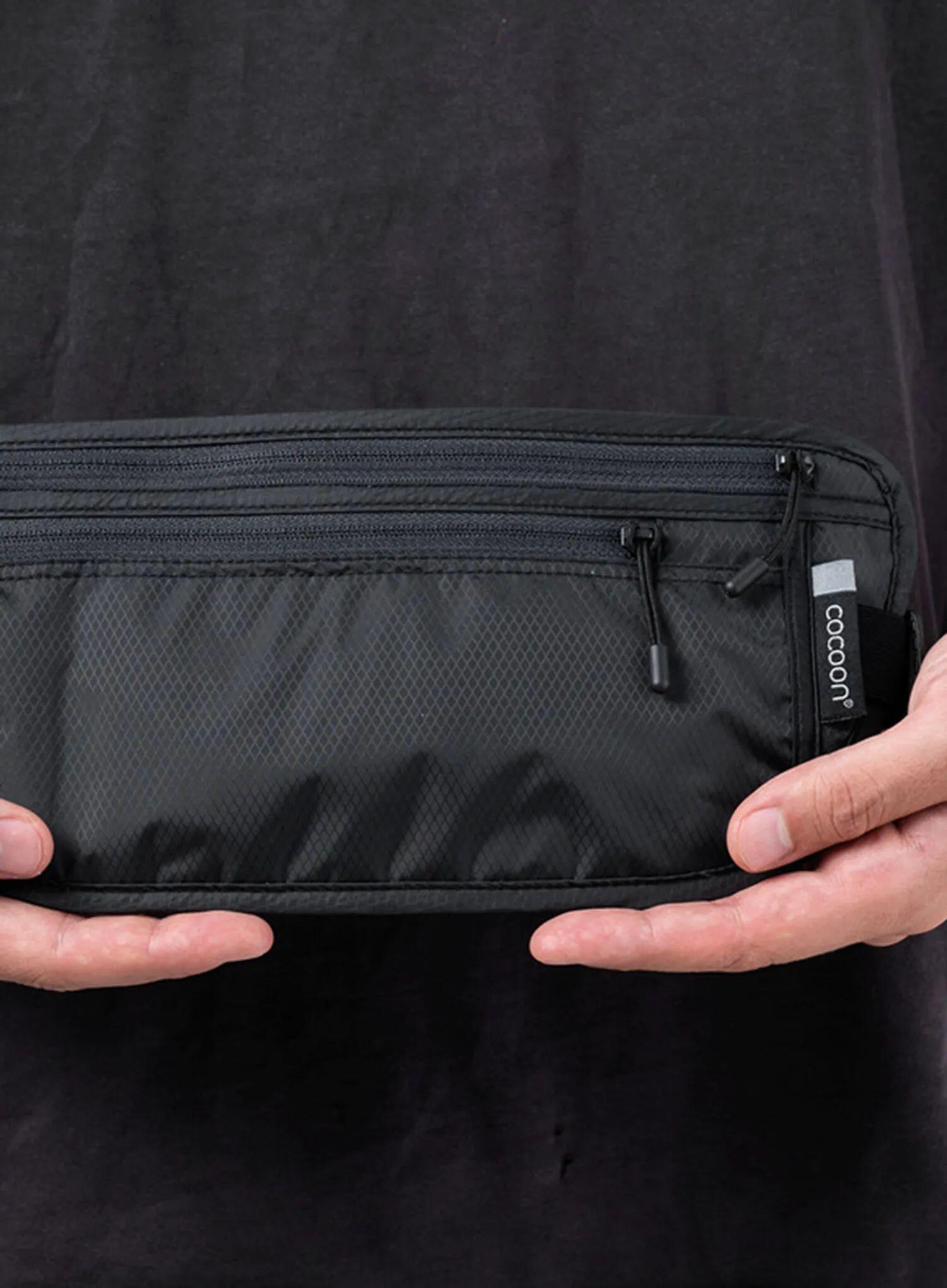 Nerka Cocoon Travel Waist Wallet - phantom black 7/7
