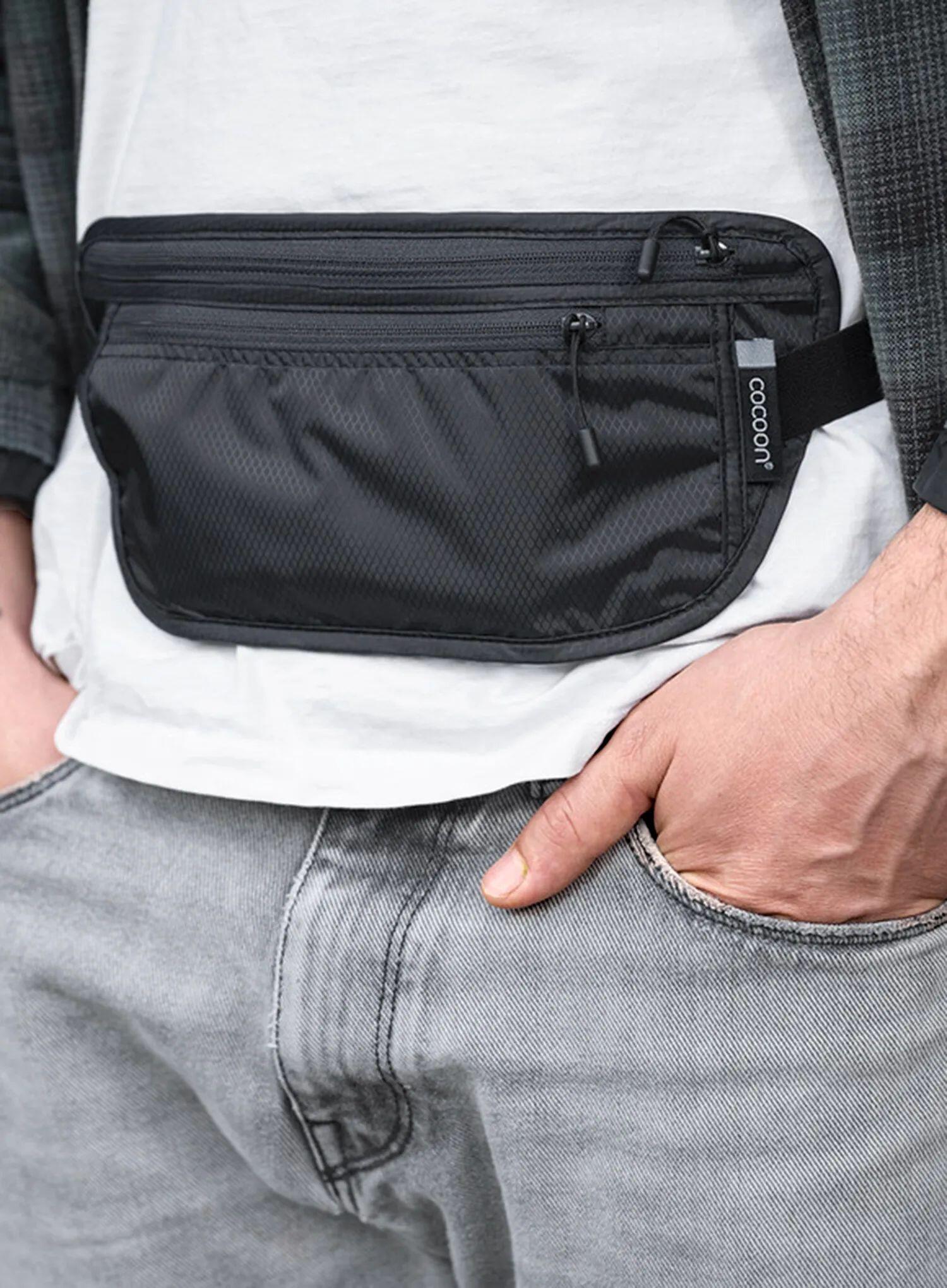 Nerka Cocoon Travel Waist Wallet - phantom black 2/7