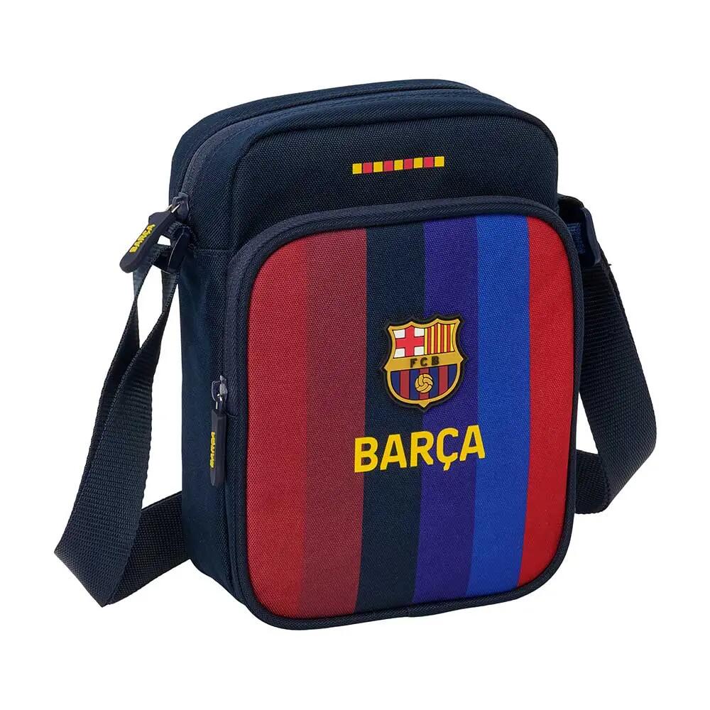 A Barça 2026-27-es praktikus oldaltáskája