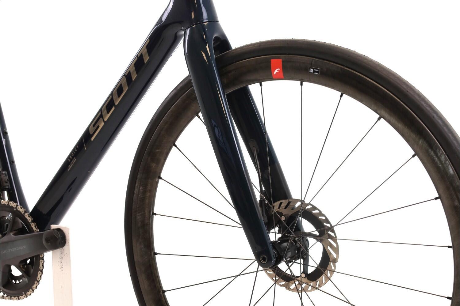 Segunda Vida · Bicicleta estrada ·  Addict 20 Di2 12V · Muito bom estado 5/8