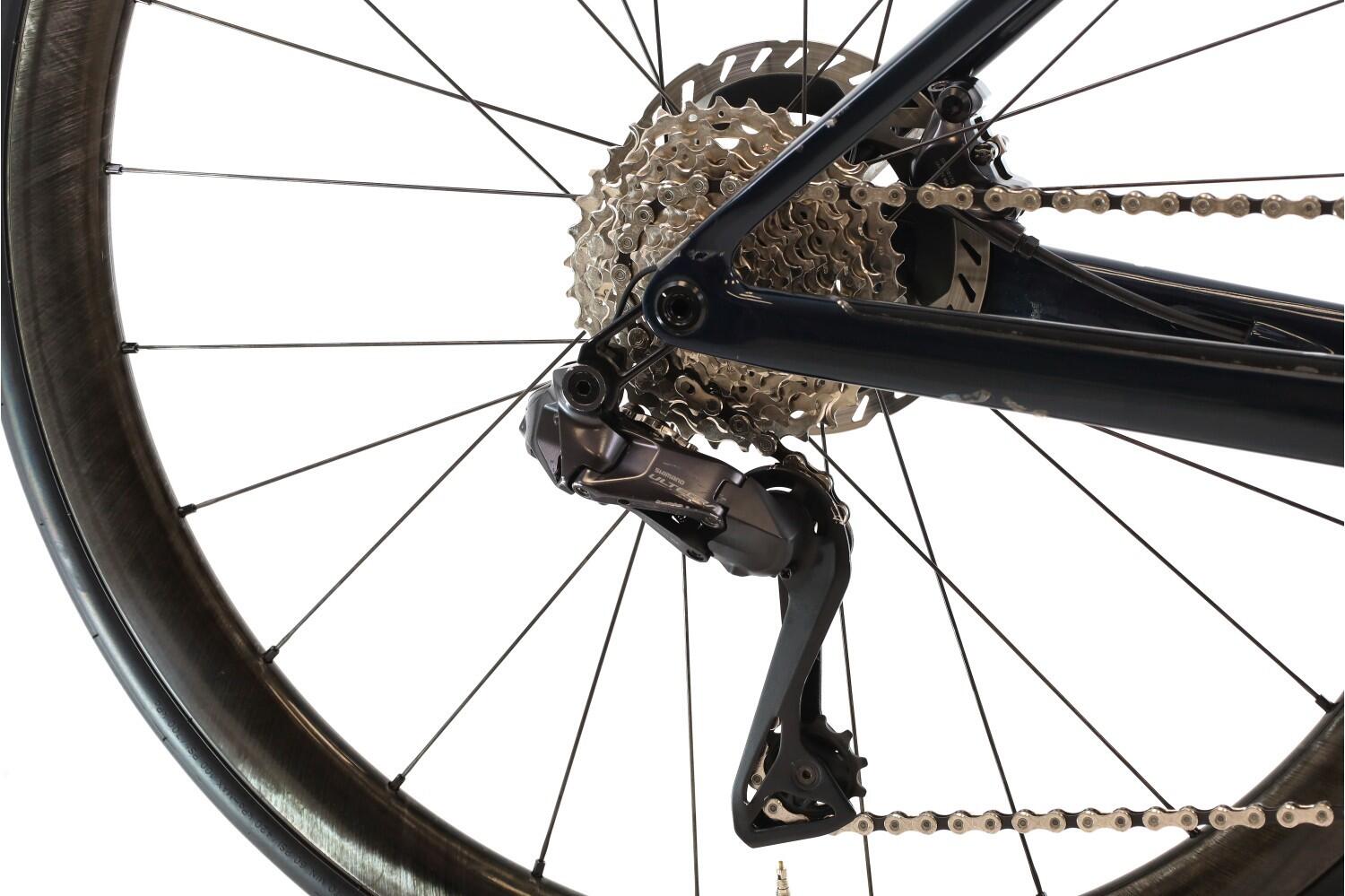 Segunda Vida · Bicicleta estrada ·  Addict 20 Di2 12V · Muito bom estado 3/8