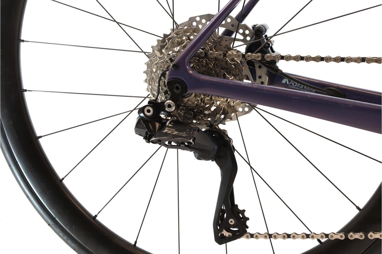 Segunda Vida · Bicicleta estrada ·  Defy Advanced 0 Di2 12V · Muito bom estado 3/8