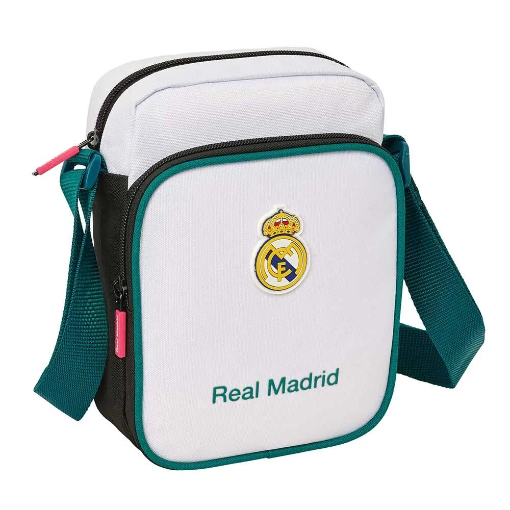 A Real Madrid 2026-27-es praktikus oldaltáskája