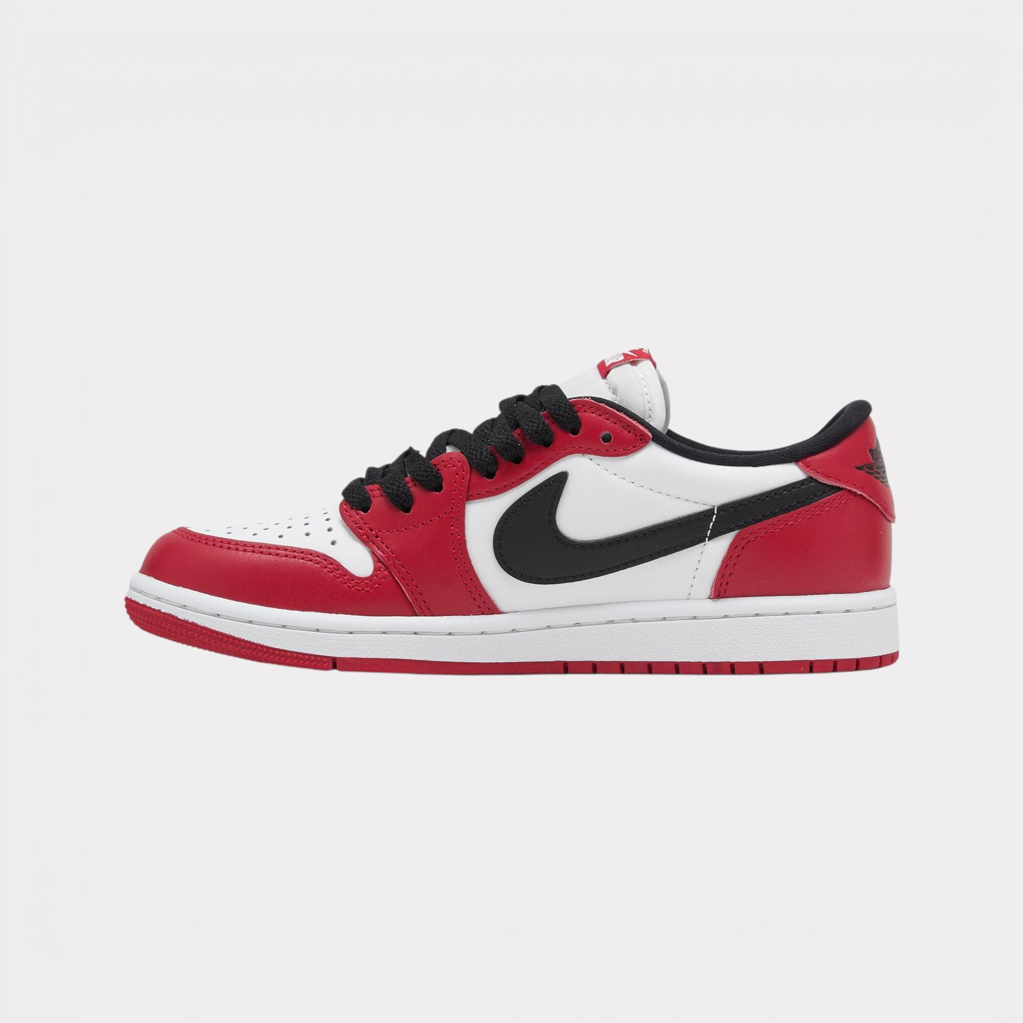Air Jordan 1 Retro Low OG Chicago (2025) 3/7