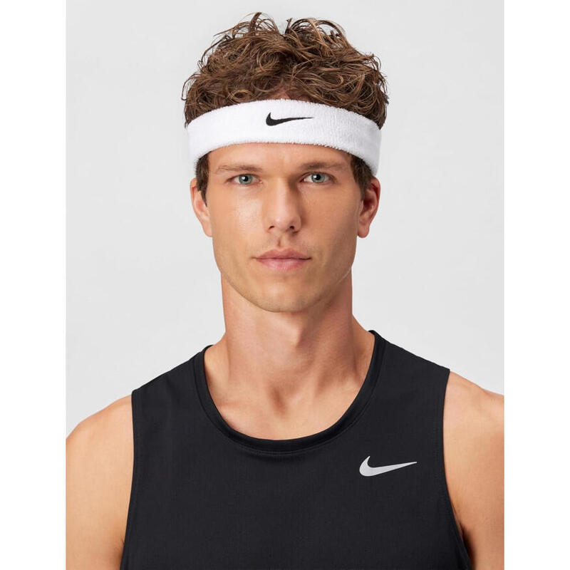 Čelenka Nike Swoosh Classic, Stretch Fit