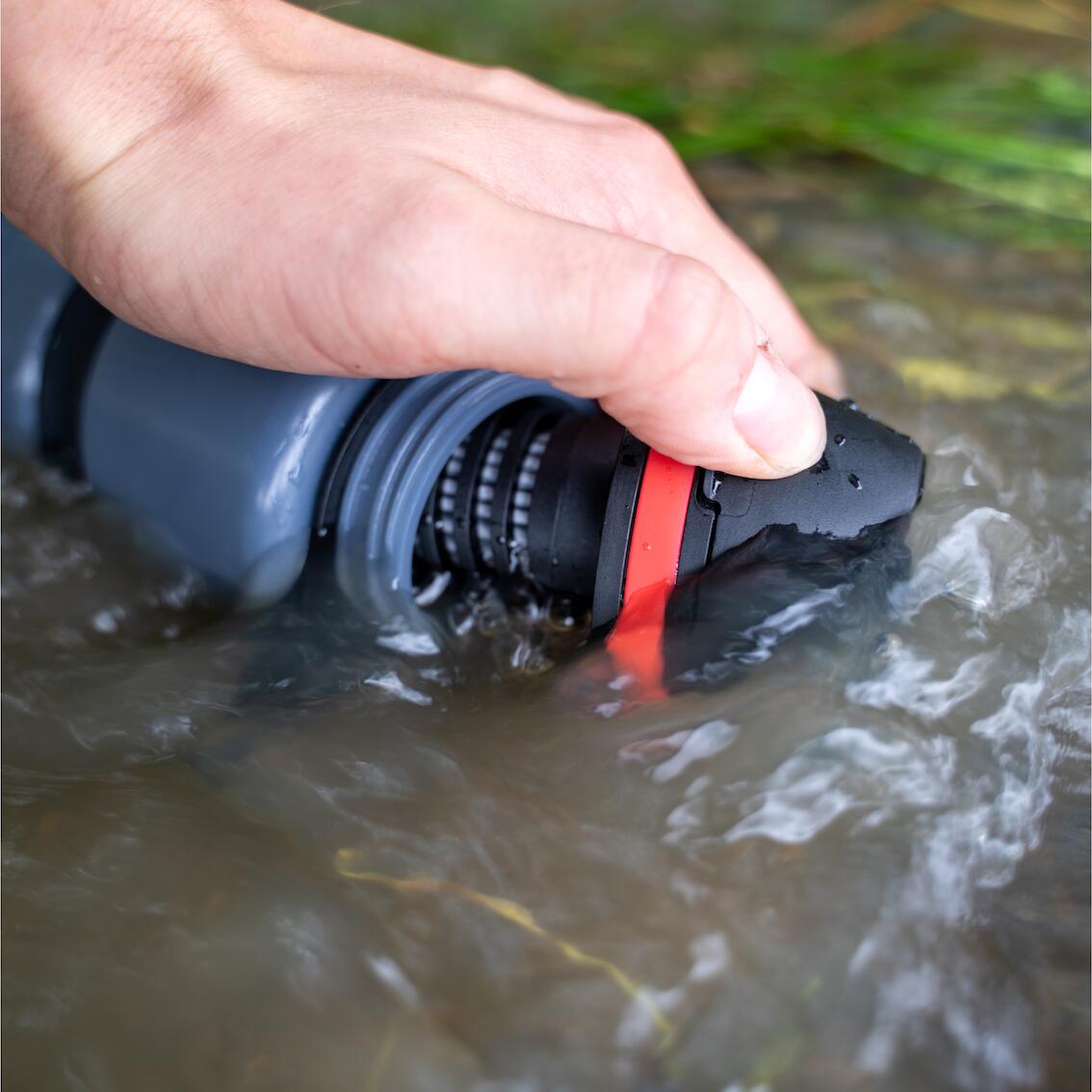 Botella con filtro de 0,75 litros – Water-to-Go Active 75 Roja 4/7